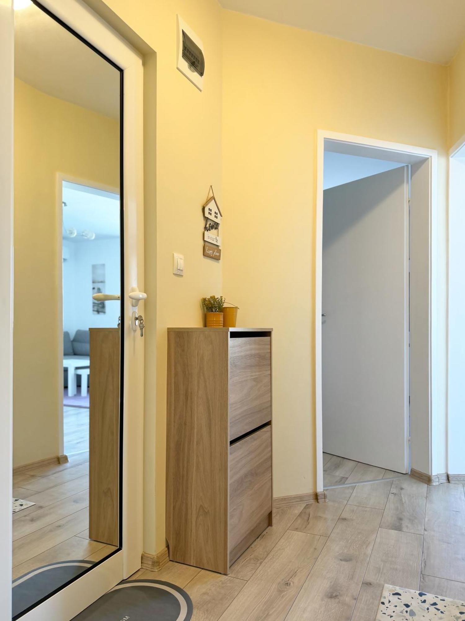 Restful Apartment For 4 Guests In ブルガス エクステリア 写真