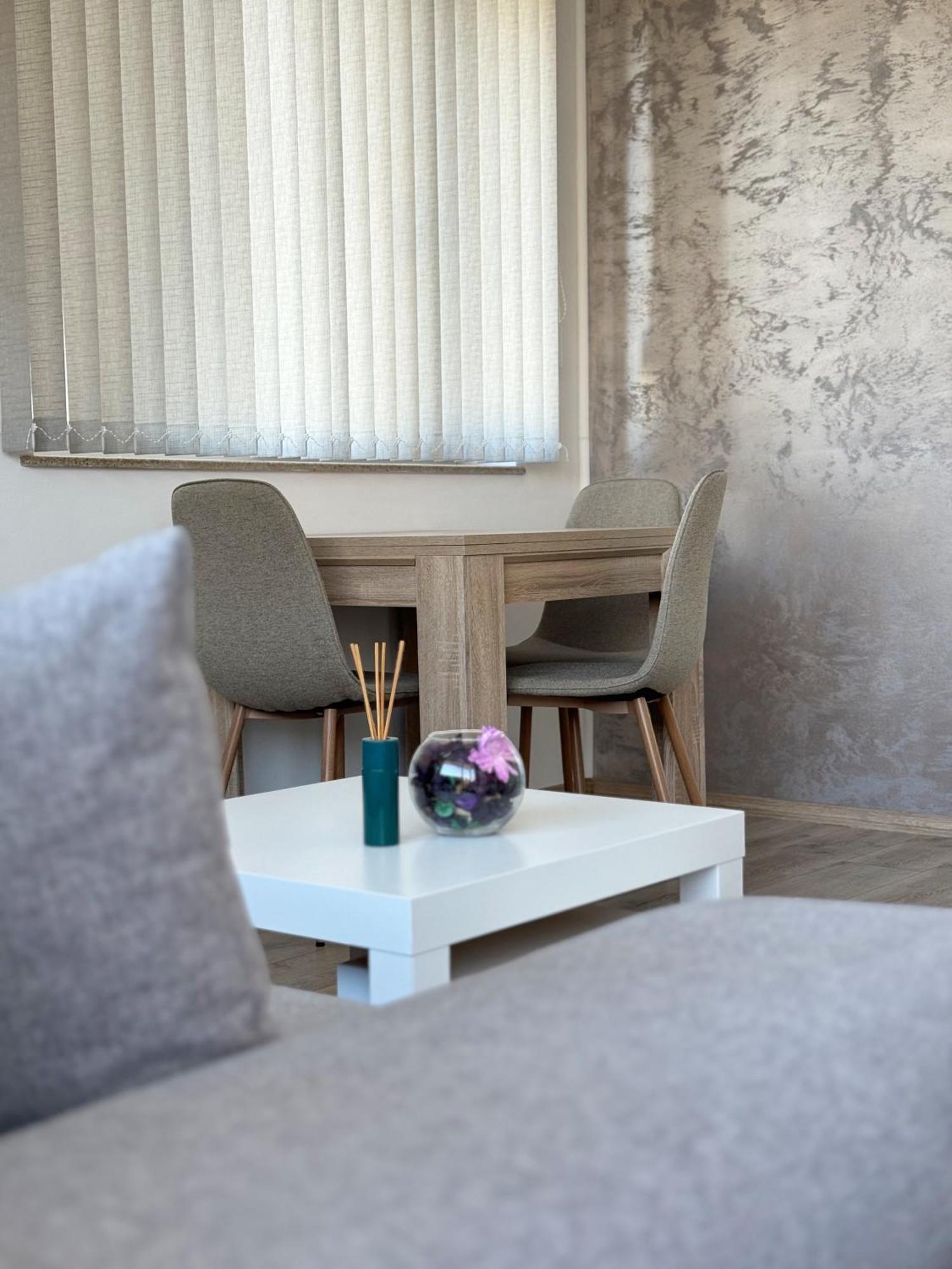 Restful Apartment For 4 Guests In ブルガス エクステリア 写真